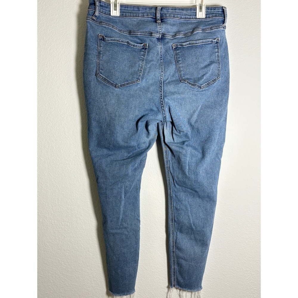 Old Navy Rockstar Super Skinny High Rise Distressed Jeans Medium Wash Size 16 - Picture 2 of 5